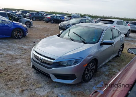 2018 Honda Civic Ex из США, поврежденный, VIN 19XFC2F70JE007041